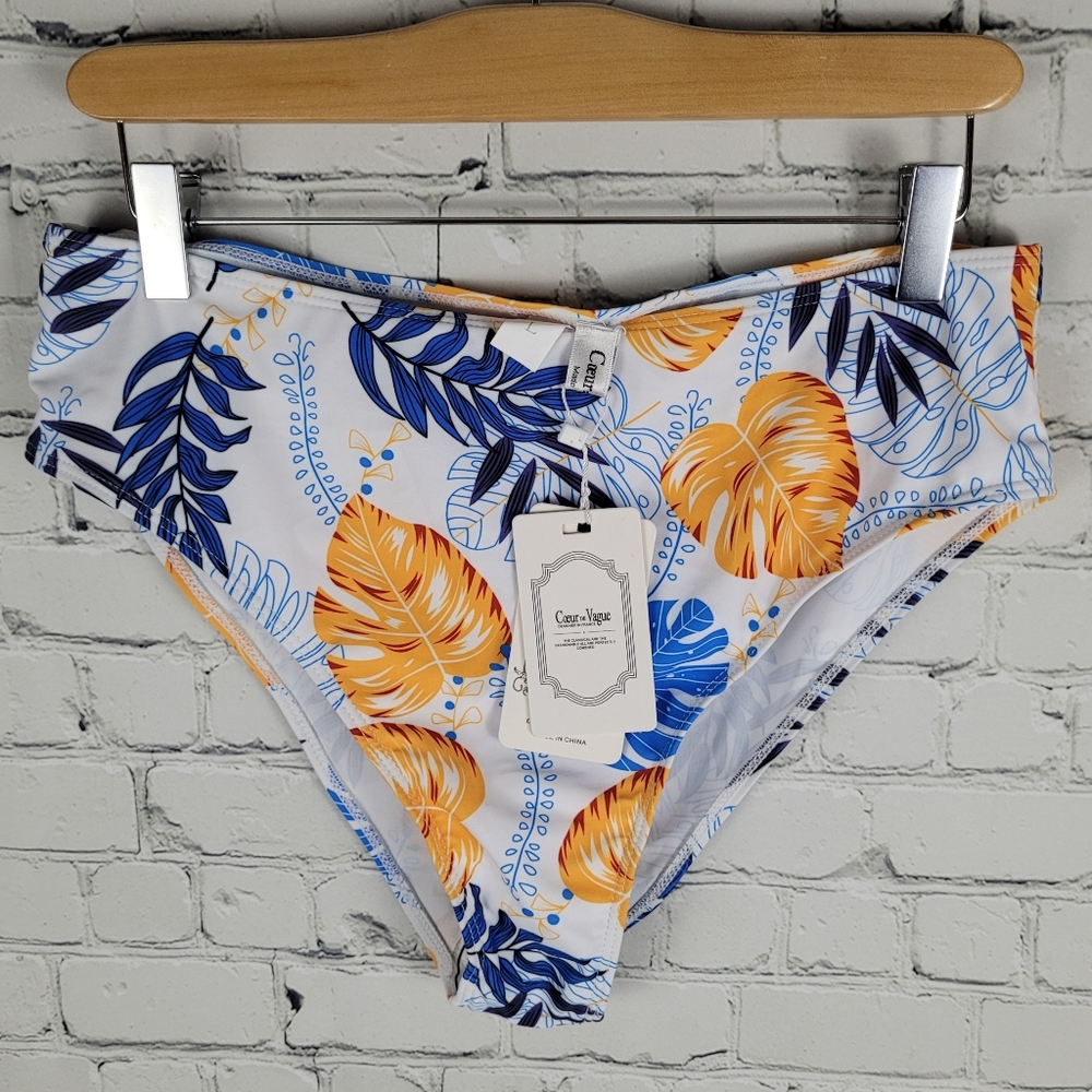 COEUR DE VAGUE | leaf foliage pattern bikini swim bottoms